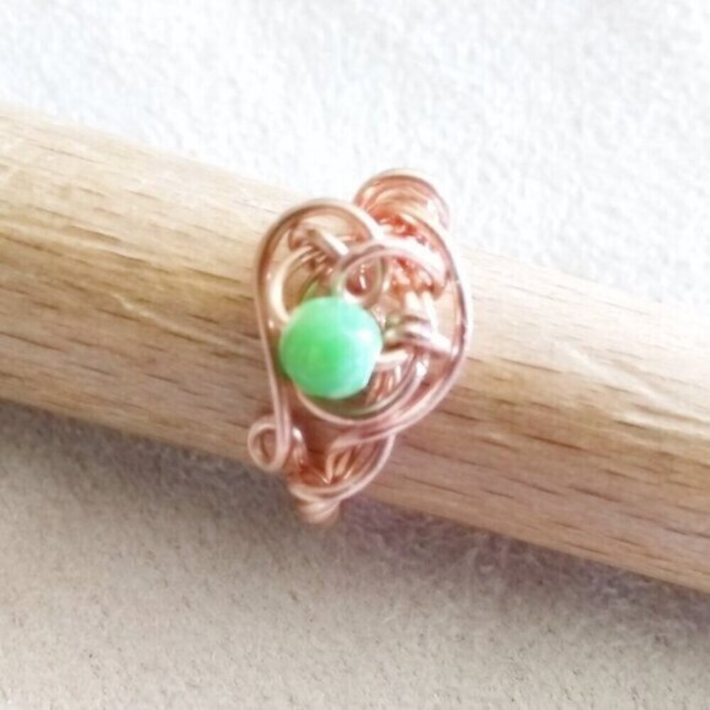 Wire Wrapped Copper & Bright Green Fire Agate Ring! Petite or Girl Starter Sz 4 - Picture 4 of 9